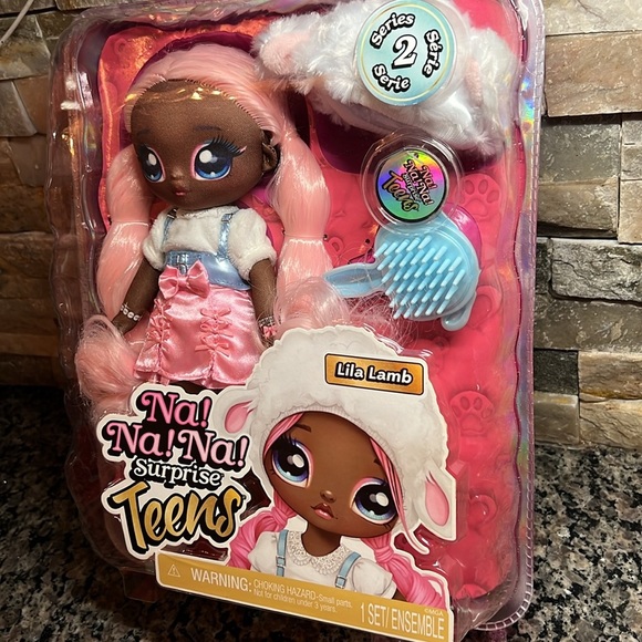 Na!Na!Na surprise teens Lila Lamb NIB - Picture 2 of 8